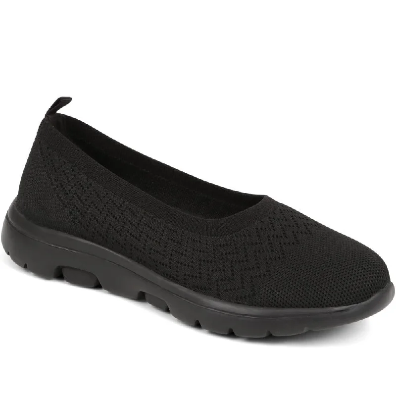 Women's business meeting stiletto heel pumps with a professional lookSlip-on Trainer Pumps - BRK39007 / 324 940 Women's business meeting stiletto heel pumps with a professional lookSlip-on Trainer Pumps - BRK39007 / 324 940