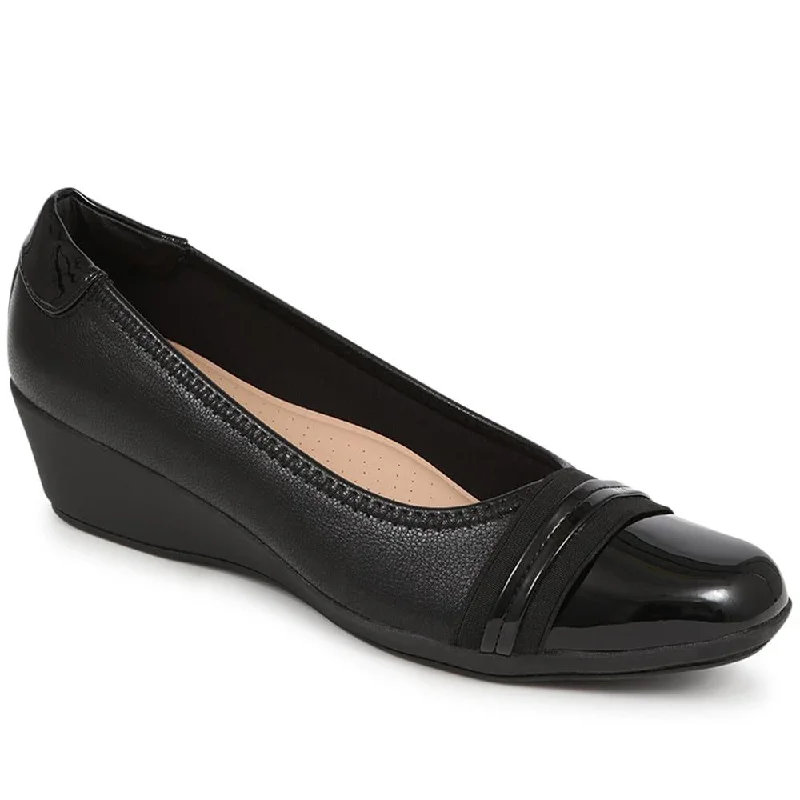 Women's forest green stiletto heel pumps for a nature - inspired lookWedge Heel Ballet Pumps - MAIN40001 / 325 756 Women's forest green stiletto heel pumps for a nature - inspired lookWedge Heel Ballet Pumps - MAIN40001 / 325 756