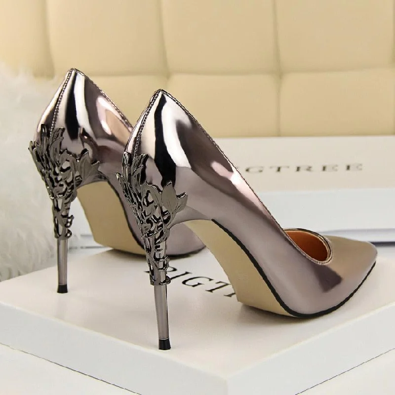 Women's metallic leather stiletto heel pumps with a reflective surfaceGentileschi Patent Leather Heels Pumps Shoes Women's metallic leather stiletto heel pumps with a reflective surfaceGentileschi Patent Leather Heels Pumps Shoes