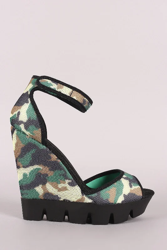 Women's burgundy stiletto heel pumps for a sophisticated appearanceBamboo Camouflage Mesh Lug Sole Platform Wedge Women's burgundy stiletto heel pumps for a sophisticated appearanceBamboo Camouflage Mesh Lug Sole Platform Wedge