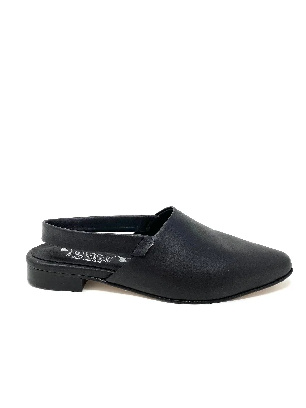 Women's Faux Fur - Lined Oxfords in Tan for a Cozy Winter OptionBianca Mule in Black from Novacas Women's Faux Fur - Lined Oxfords in Tan for a Cozy Winter OptionBianca Mule in Black from Novacas