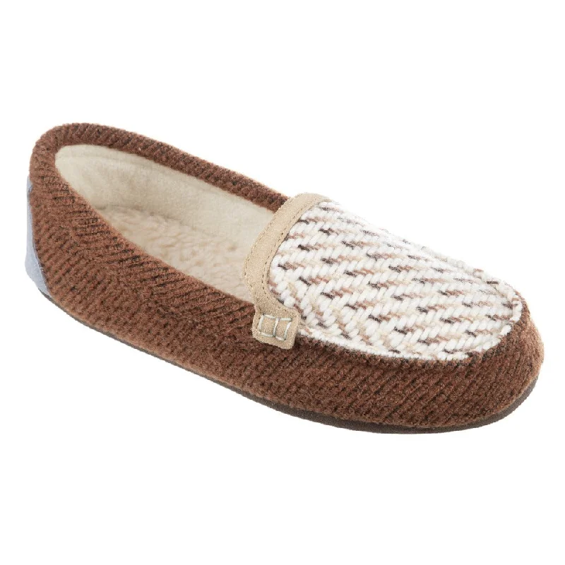 Women's Moccasin - Style Slippers with Fringe Detail in Brown for a Rustic LookWomen’s Andover Driver Moccasin Women's Moccasin - Style Slippers with Fringe Detail in Brown for a Rustic LookWomen’s Andover Driver Moccasin