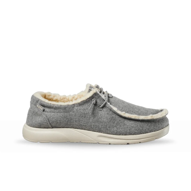 Sustainable Women's Recycled Material Loafers in Gray for Eco - Conscious ShoppersReef Women's Cushion Coast Cozy - Grey Sustainable Women's Recycled Material Loafers in Gray for Eco - Conscious ShoppersReef Women's Cushion Coast Cozy - Grey