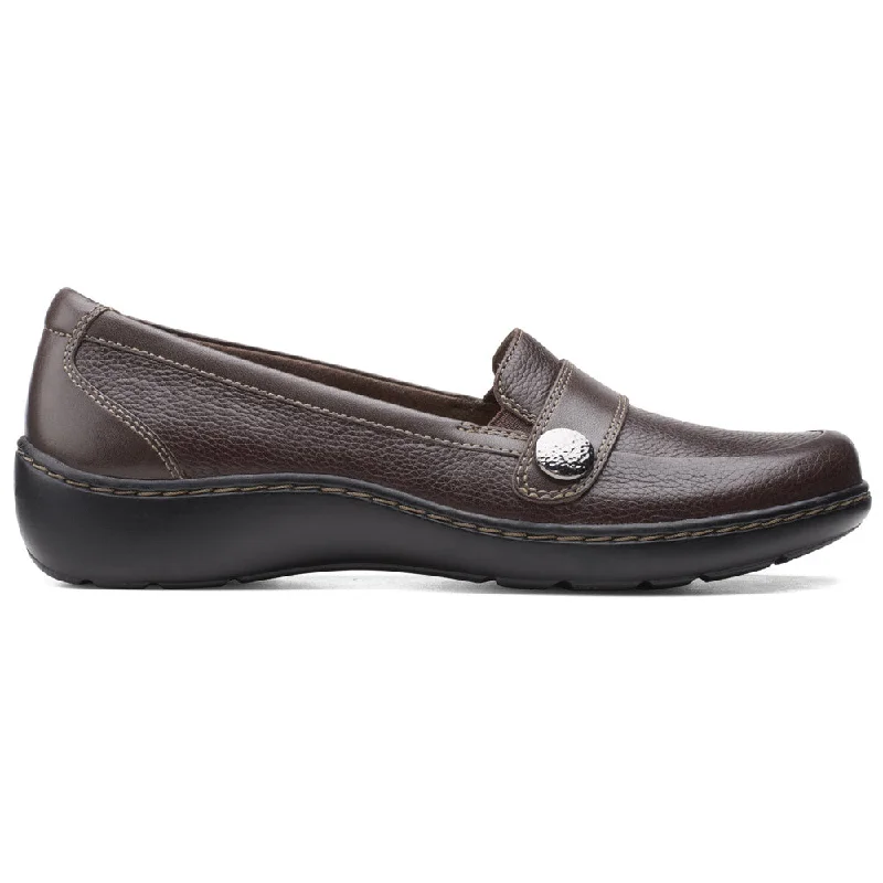 Women's Metallic Foil - Finish Loafers in Gold for a Glamorous Night OutClarks Cora Daisy Loafer Brown Tumbled Leather (Women's) Women's Metallic Foil - Finish Loafers in Gold for a Glamorous Night OutClarks Cora Daisy Loafer Brown Tumbled Leather (Women's)