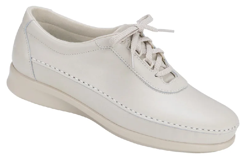 Women's Embroidered Floral Design Oxfords in Cream for a Spring - Inspired OutfitSAS Traveler Women's Embroidered Floral Design Oxfords in Cream for a Spring - Inspired OutfitSAS Traveler