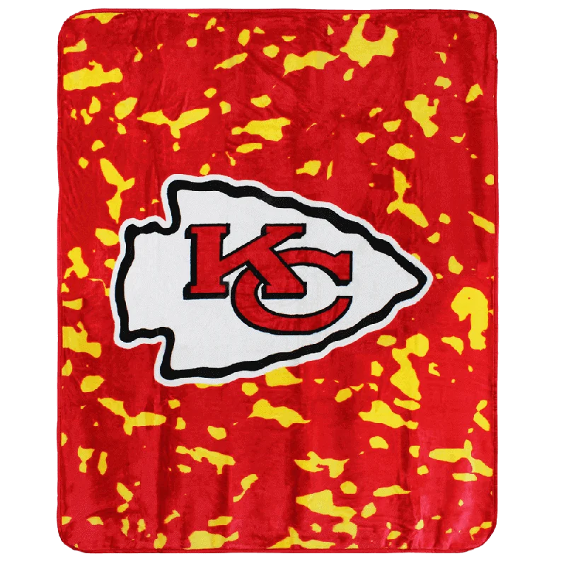 Women's Knitted Cable Pattern Slippers with a Non - Slip Sole in Cream for Indoor ComfortKansas City Chiefs Throw Blanket, 50" x 60" Women's Knitted Cable Pattern Slippers with a Non - Slip Sole in Cream for Indoor ComfortKansas City Chiefs Throw Blanket, 50" x 60"