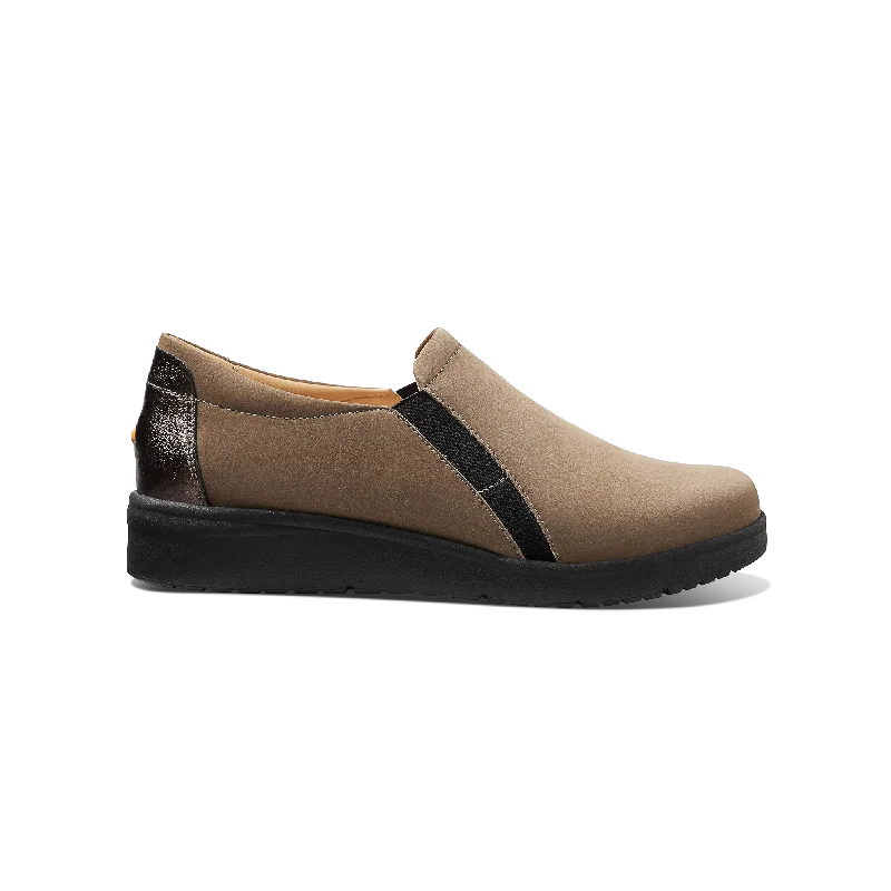Waterproof Women's Loafers in Black for Rainy DaysWomen's Featherlight Marin Slip-On Waterproof Women's Loafers in Black for Rainy DaysWomen's Featherlight Marin Slip-On