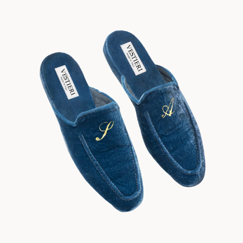 Women's Leather Slippers with a Hand - Stitched Design in Burgundy for DurabilityMedici Jeans Slippers Women's Leather Slippers with a Hand - Stitched Design in Burgundy for DurabilityMedici Jeans Slippers