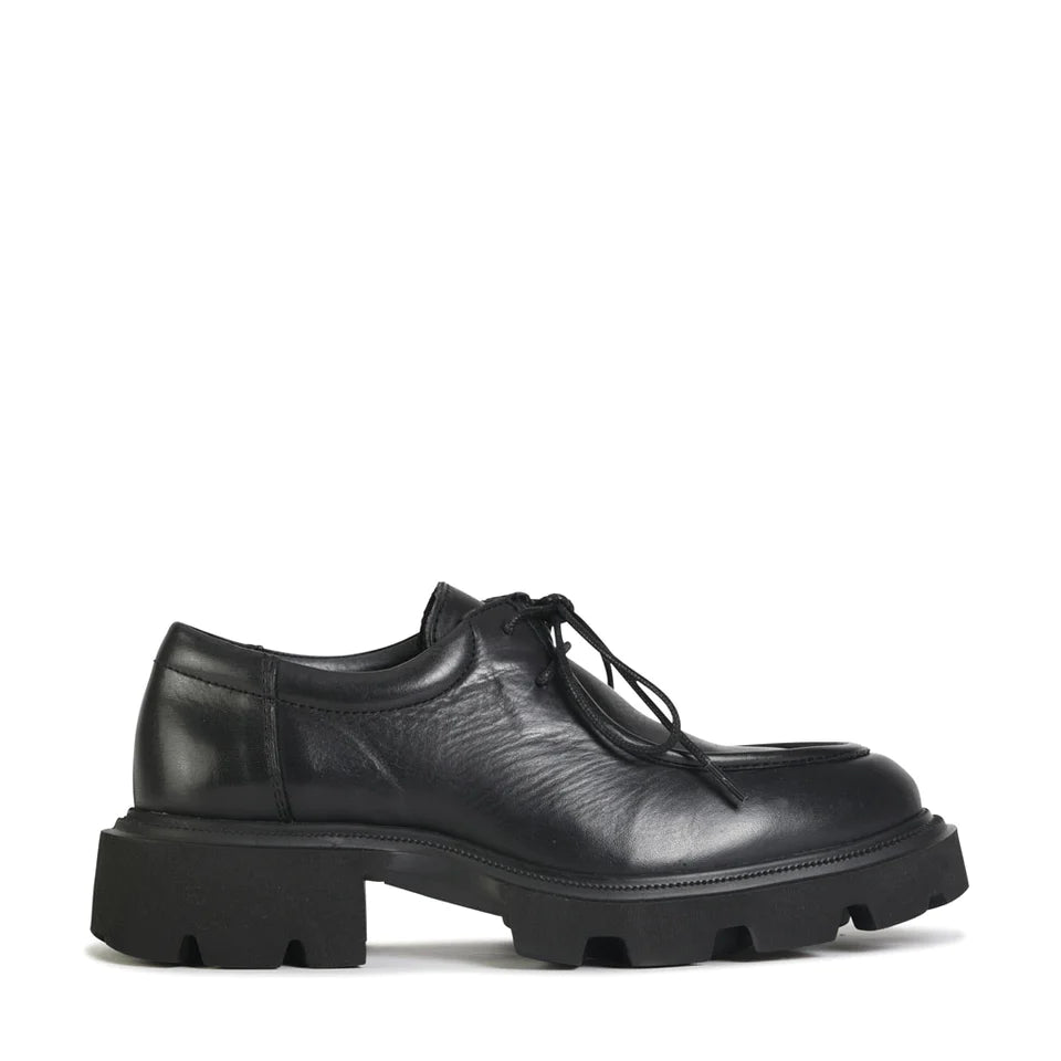Women's Tassel - Trimmed Loafers with a Low Heel in Olive Green for a Trendy Twist EOS Tess Black Women's Tassel - Trimmed Loafers with a Low Heel in Olive Green for a Trendy Twist EOS Tess Black