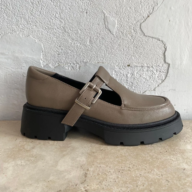 Women's Geometric - Patterned Loafers in Multicolor for a Fashion - Forward Look Nu x Neo Chandra Mink Women's Geometric - Patterned Loafers in Multicolor for a Fashion - Forward Look Nu x Neo Chandra Mink