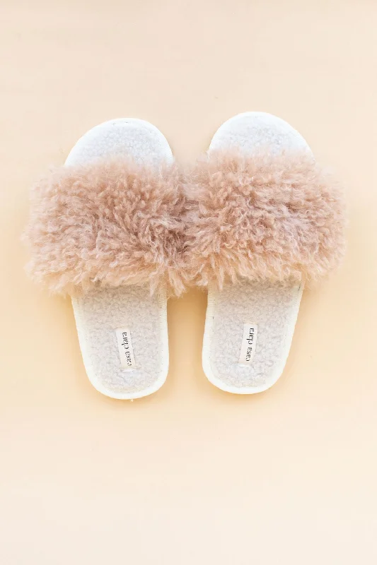 Women's Faux Fur Lined Slippers with Memory Foam Insoles in Pink for Cozy Nights Lola Slipper Women's Faux Fur Lined Slippers with Memory Foam Insoles in Pink for Cozy Nights Lola Slipper
