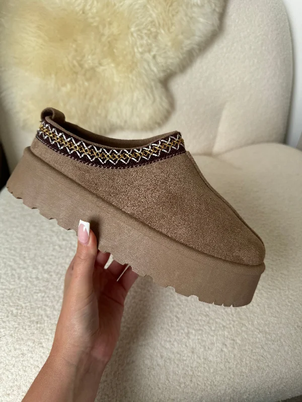 Women's Slippers with a Quilted Pattern in Gray for Added Style HOLLIE ULTRA PLATFORM CAMEL EMBROIDERED ANKLE SLIPPER BOOTS Women's Slippers with a Quilted Pattern in Gray for Added Style HOLLIE ULTRA PLATFORM CAMEL EMBROIDERED ANKLE SLIPPER BOOTS