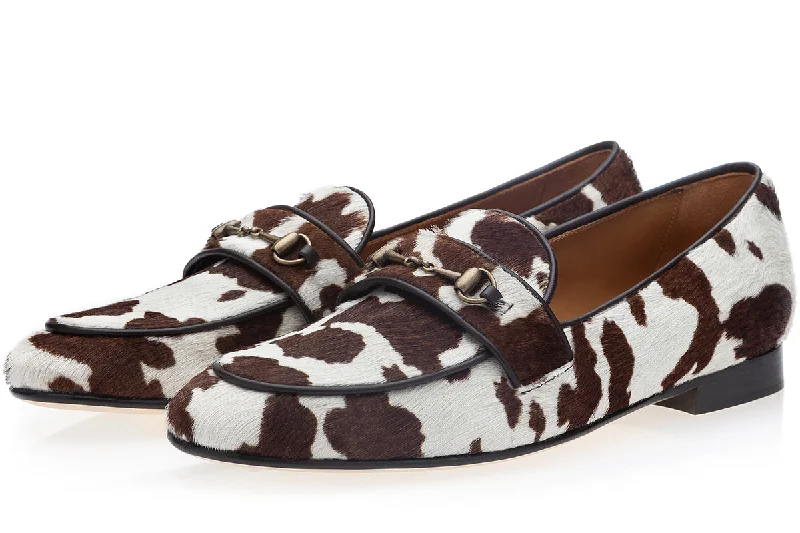 Women's Knitted Cable Pattern Slippers with a Non - Slip Sole in Cream for Indoor Comfort MORRIS PONY COW SLIPPERS Women's Knitted Cable Pattern Slippers with a Non - Slip Sole in Cream for Indoor Comfort MORRIS PONY COW SLIPPERS