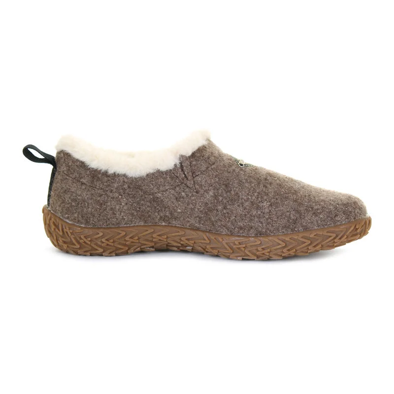 Women's Leather Slippers with a Hand - Stitched Design in Burgundy for Durability Womens Cozy Slipper Women's Leather Slippers with a Hand - Stitched Design in Burgundy for Durability Womens Cozy Slipper