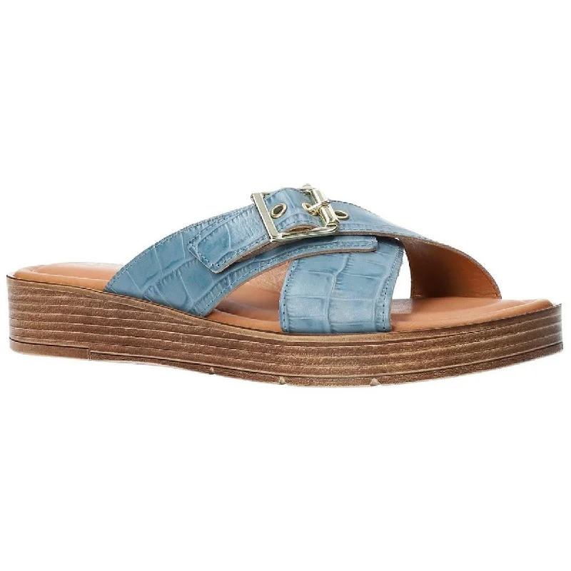 Women's Sandals with a Floral - Printed Upper in Pink for a Feminine Spring LookWomen's Sandals with a Floral - Printed Upper in Pink for a Feminine Spring LookBella Vita Womens Con-Italy Slip On Wedge Flat Sandals