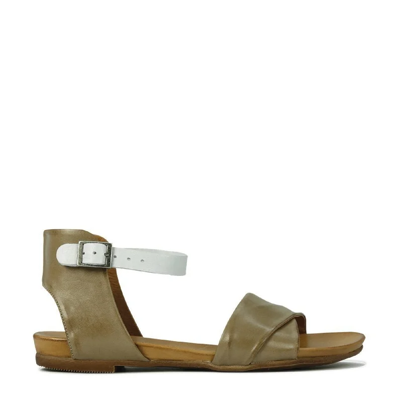 Taupe/white