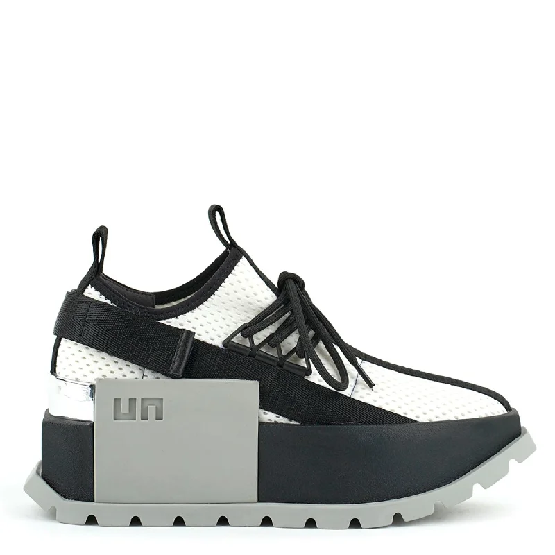 Slip - On Women's Canvas Sneakers in Navy for Easy and Effortless WearRoko Space