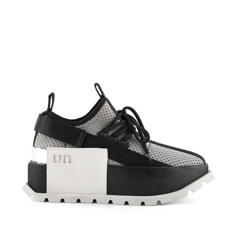 Lightweight Knit Women's Sneakers with Arch Support for All - Day ComfortRoko Space Lightweight Knit Women's Sneakers with Arch Support for All - Day ComfortRoko Space