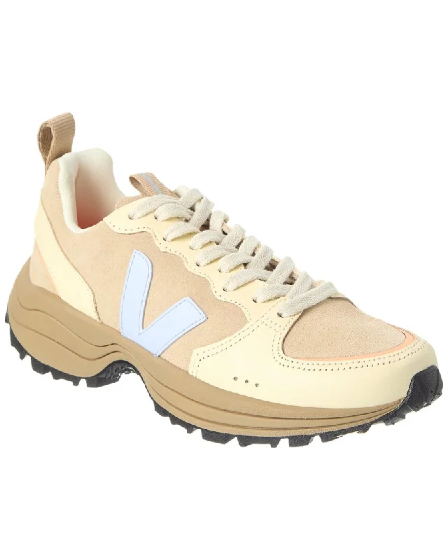 Chunky - Sole Women's Platform Sneakers in White for a Trendy Street Style LookVEJA Venturi Suede Sneaker Chunky - Sole Women's Platform Sneakers in White for a Trendy Street Style LookVEJA Venturi Suede Sneaker
