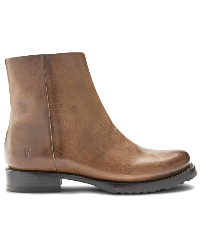 Women's Fur - Trimmed Snow Boots in White for a Stylish and Practical Winter ChoiceFrye Veronica Leather Boot Women's Fur - Trimmed Snow Boots in White for a Stylish and Practical Winter ChoiceFrye Veronica Leather Boot