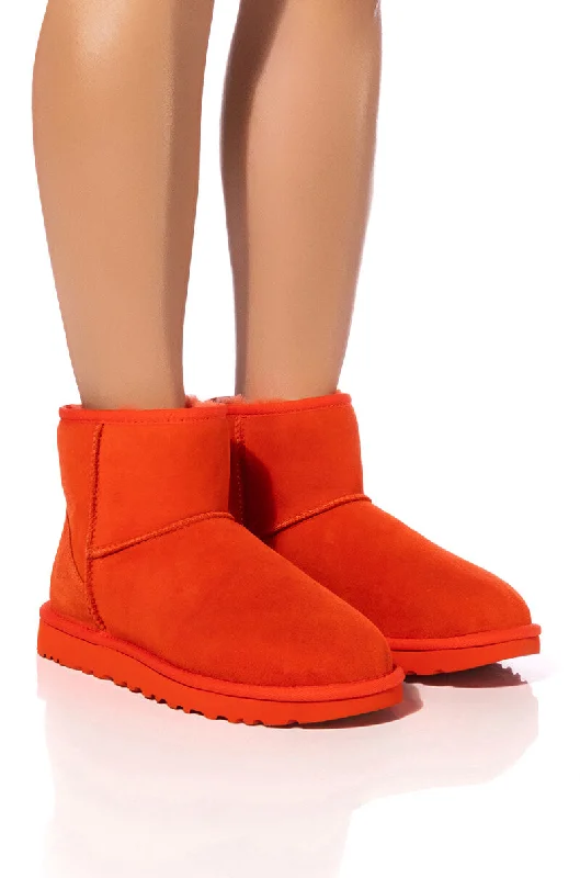Women's Over - the - Knee Suede Boots in Taupe for a Stylish and Sophisticated OutfitSEXY WEATHER FLAT Women's Over - the - Knee Suede Boots in Taupe for a Stylish and Sophisticated OutfitSEXY WEATHER FLAT