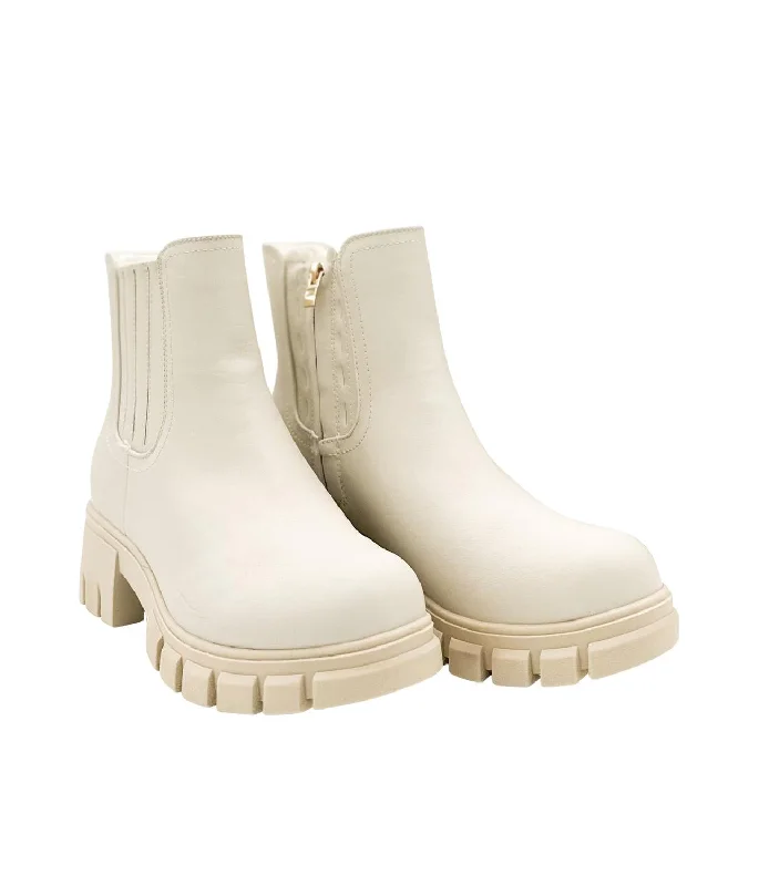 Women's Fur - Trimmed Snow Boots in White for a Stylish and Practical Winter ChoiceWomen As If Ankle Boot In Ivory Women's Fur - Trimmed Snow Boots in White for a Stylish and Practical Winter ChoiceWomen As If Ankle Boot In Ivory