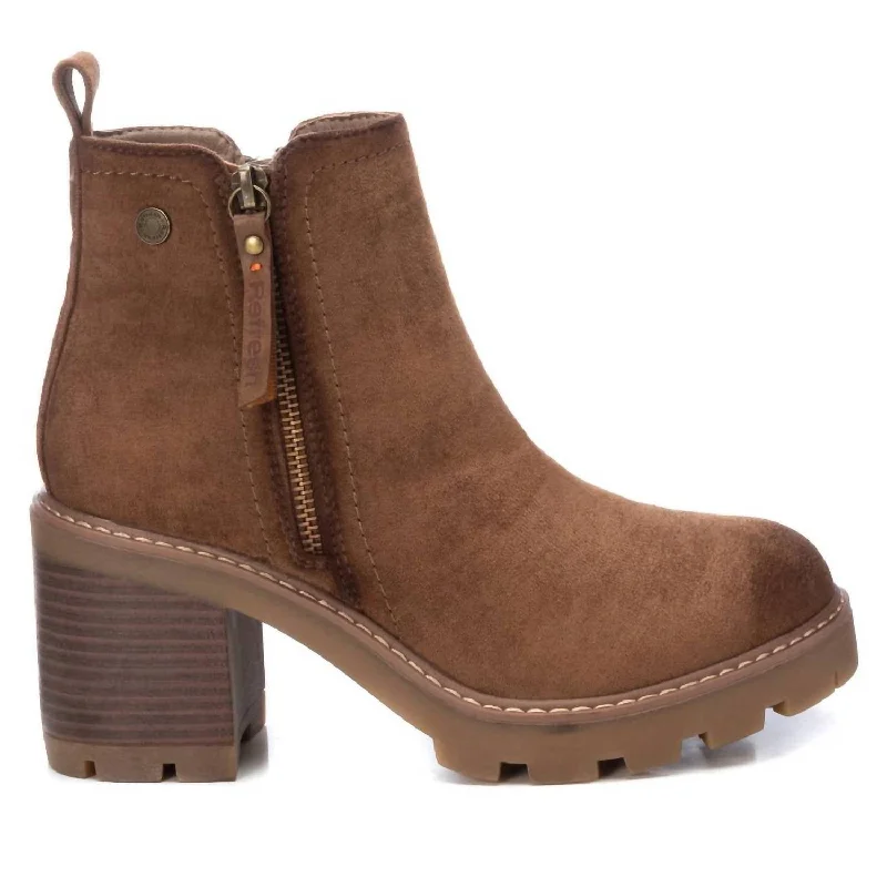 Plus Size Women's Embroidered Knee - High Boots in Burgundy for a Luxurious LookWomen's Ankle Booties In Camel Plus Size Women's Embroidered Knee - High Boots in Burgundy for a Luxurious LookWomen's Ankle Booties In Camel