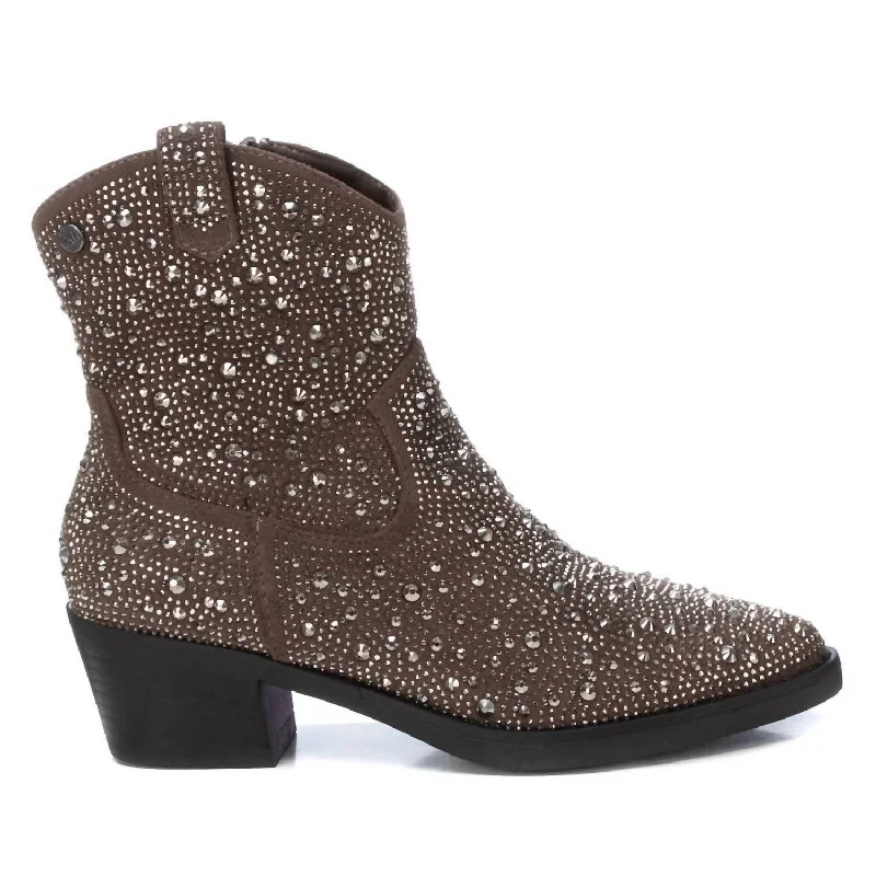 Women's Combat Boots with Studded Details in Olive Green for an Edgy Punk LookWomen's Cowboy Booties In Taupe Women's Combat Boots with Studded Details in Olive Green for an Edgy Punk LookWomen's Cowboy Booties In Taupe