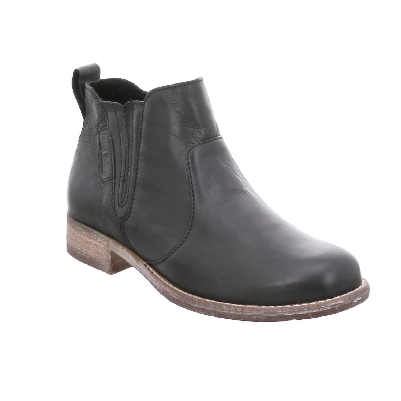 Plus Size Women's Faux Fur - Lined Ankle Boots in Chestnut for Cozy Winter WearWomen's Sienna 45 Chelsea Boot In Black Plus Size Women's Faux Fur - Lined Ankle Boots in Chestnut for Cozy Winter WearWomen's Sienna 45 Chelsea Boot In Black